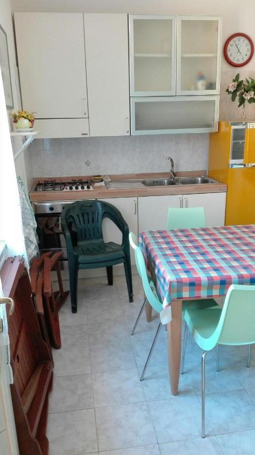 Appartamento In Paese A Santa Teresa Di Gallura Kültér fotó
